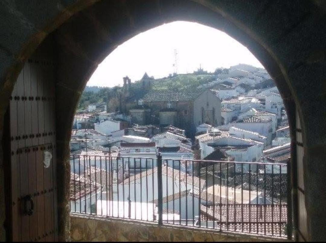 Casa Rural La Fuente Segura de León Kültér fotó